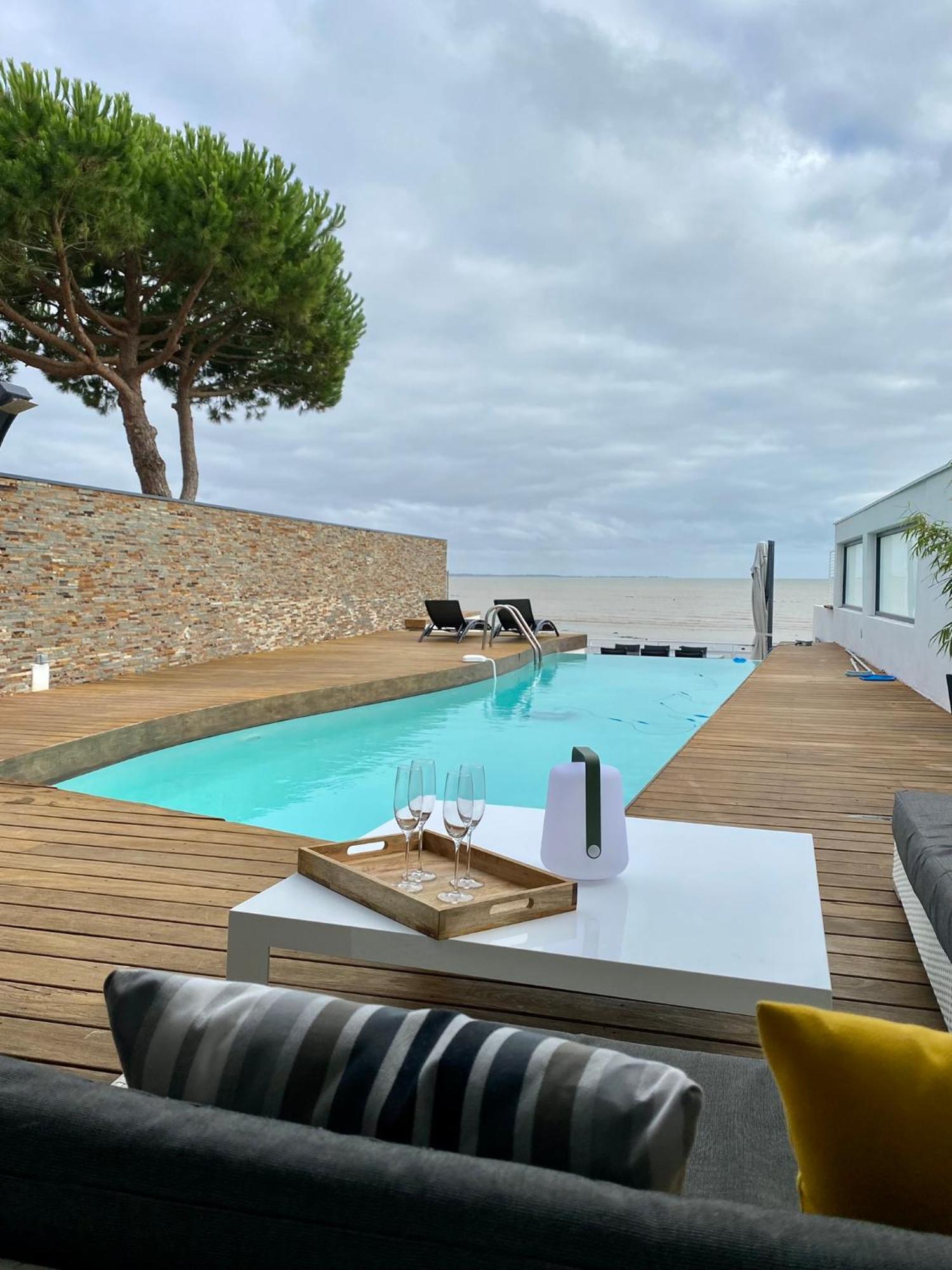 Villa Angoulins Front De Mer Екстер'єр фото